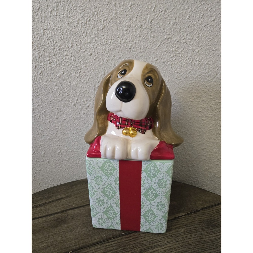 The Pioneer Woman Charlie The Bassett Hound Ceramic Cookie Jar Christmas READ